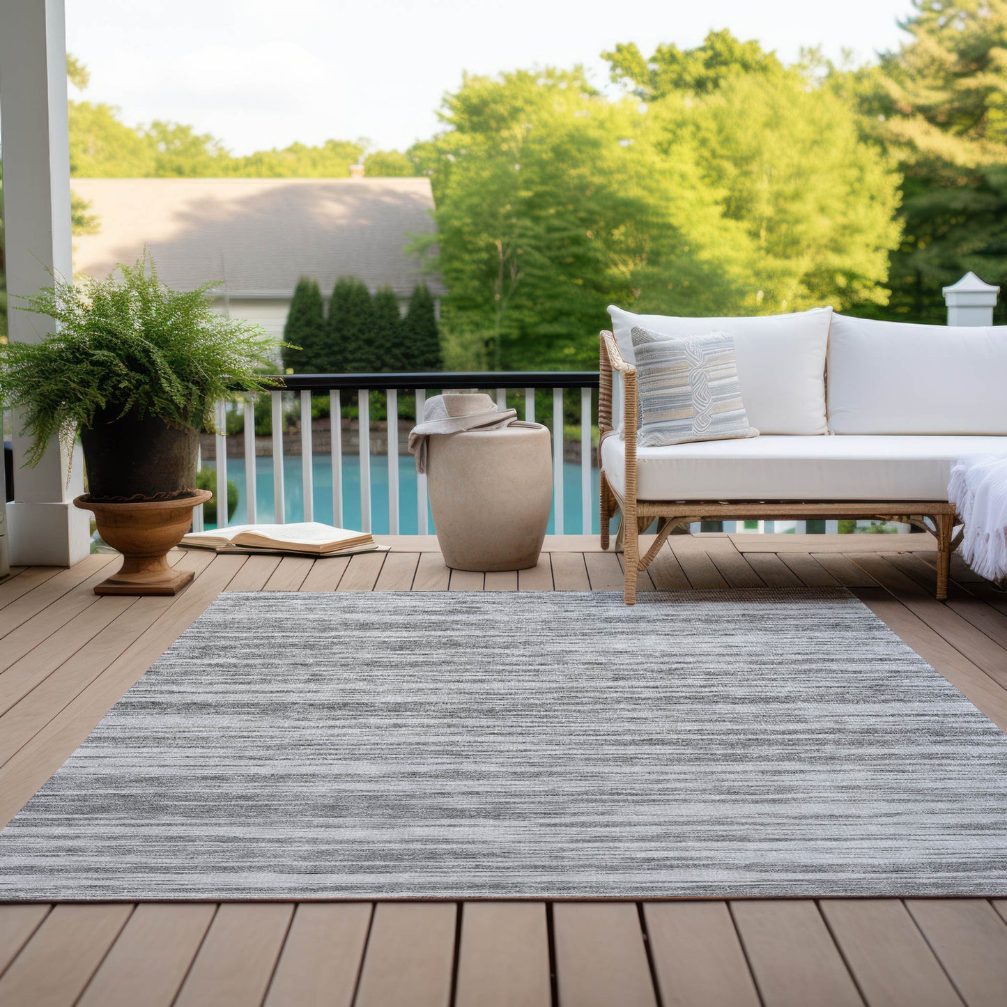 5' X 8' Gray And Ivory Abstract Washable Indoor Outdoor Area Rug-8