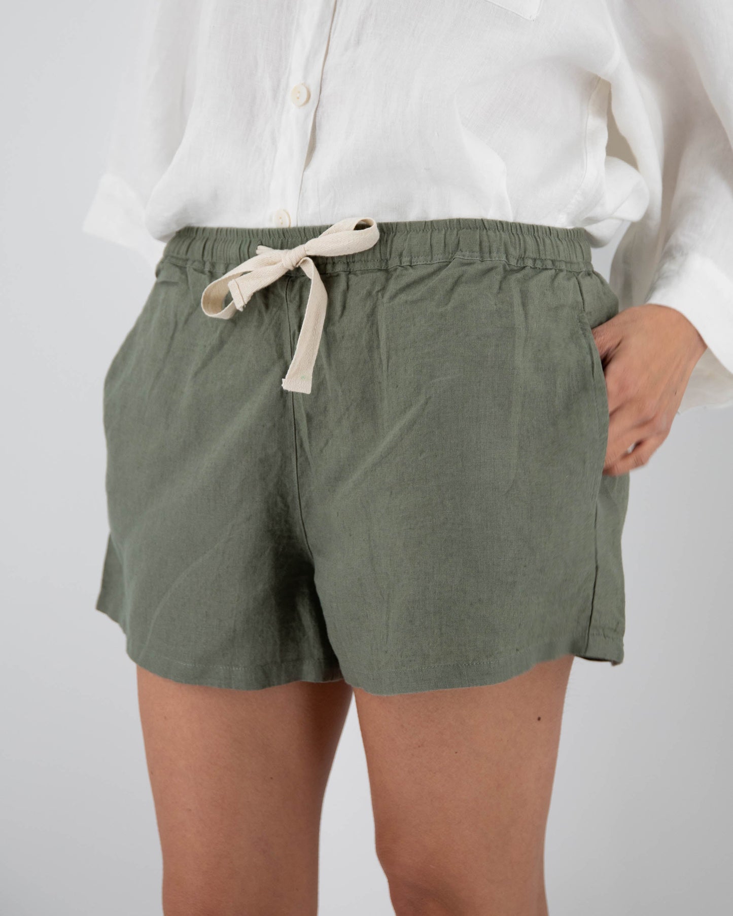 legure shorts
